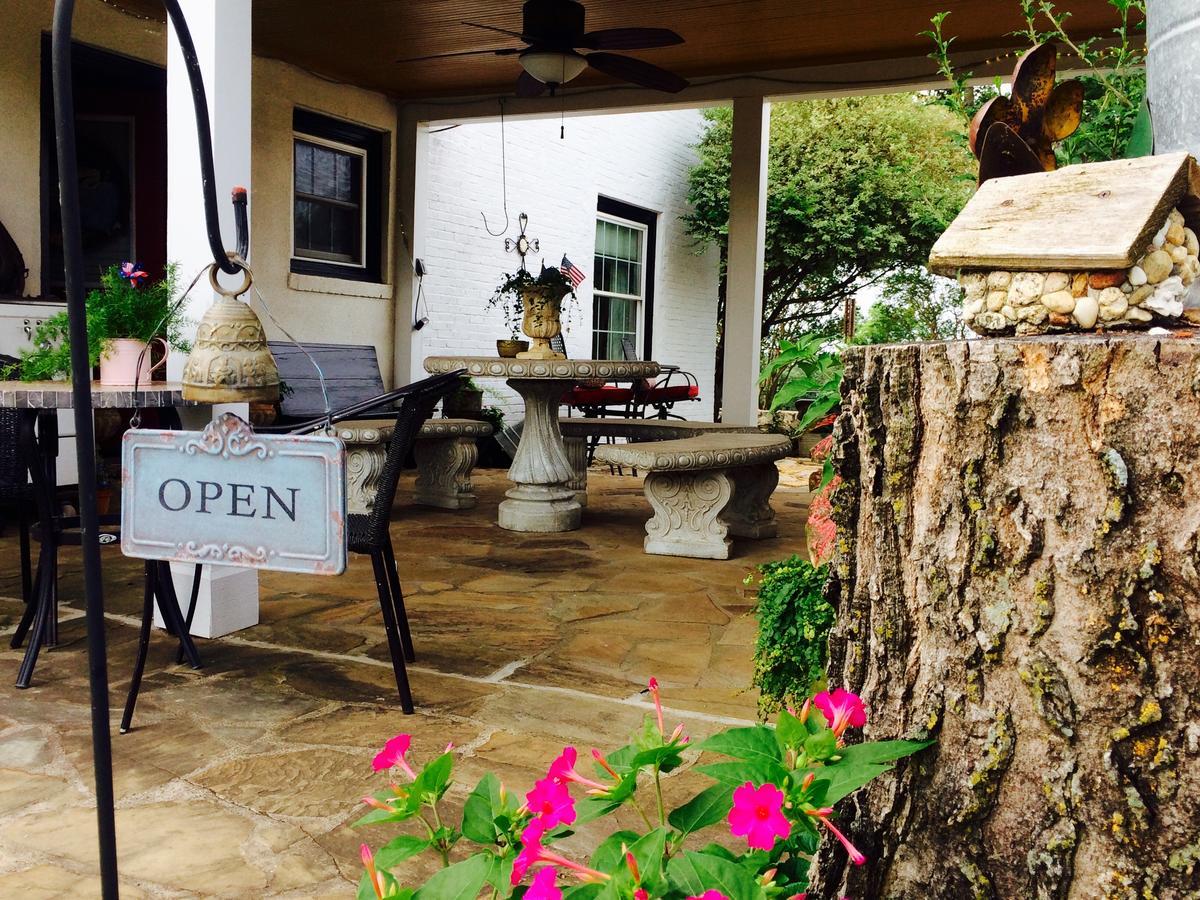 Bed and Breakfast The Old Liberty Schoolhouse Azle Exterior foto